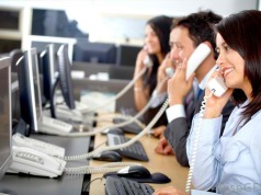 Advantages and Disadvantages of Working in a Call Center Company