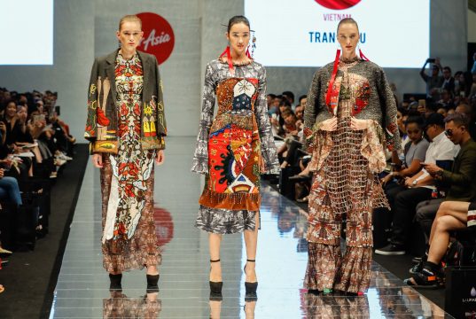 Asean takes the stage at the AirAsia Runway Ready Designer Search 2017 Grand Finale