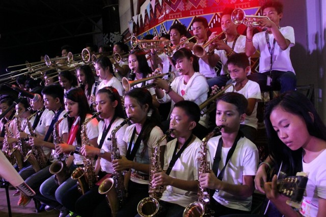 193 Kids, Teens Perform in Grand Musical Recital