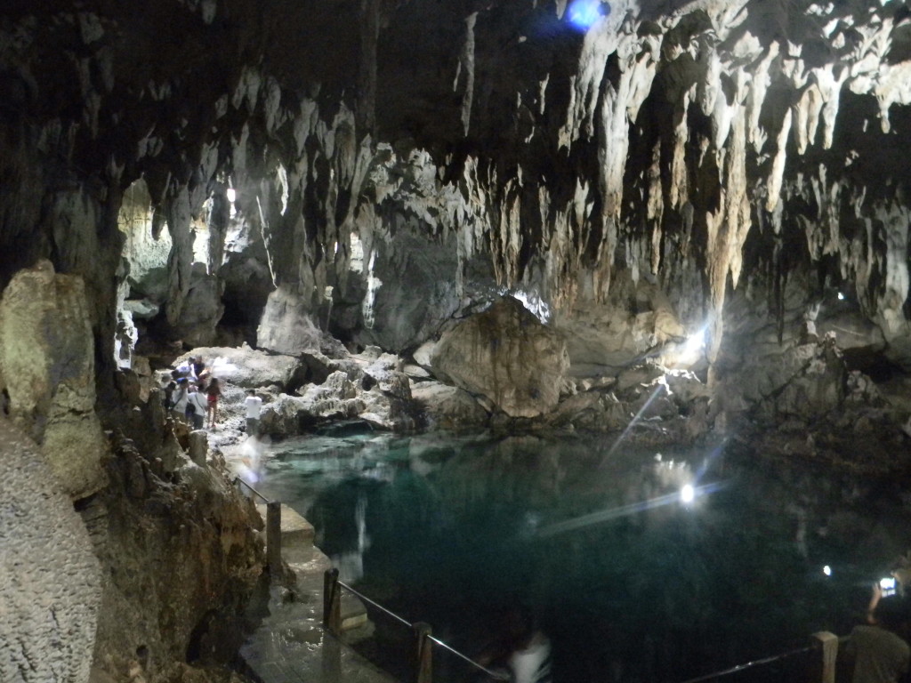 Hinagdanan Cave