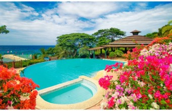 Flushing Meadows Resort & Playground: An Unspoiled Paradise