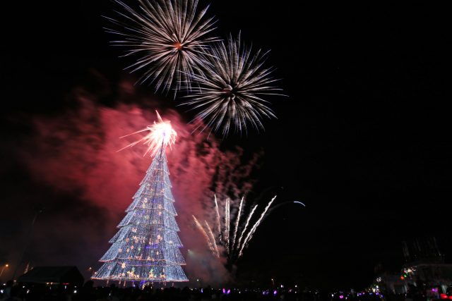Tagum opens 2018 with grand fireworks display